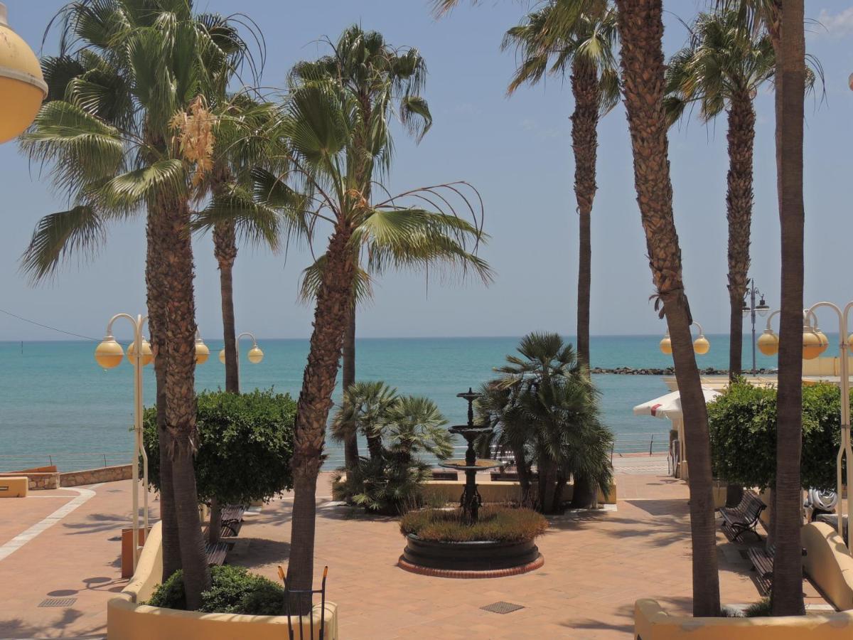 Ferienwohnung Las Gaviotas Beach - Playa - Sea Front - Frente Al Mar Benalmádena Exterior foto